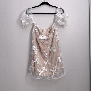 Lucy in the Sky Cream & White Lace Puff Sleeve Mini Dress – Size M Graduation